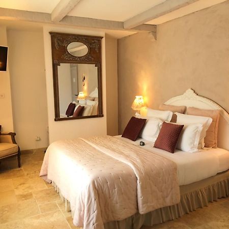 Maison D'Hotes "Les Ecuries Du Mas" Guest House Lamanon Εξωτερικό φωτογραφία